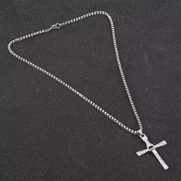Silver Plated Cross Necklace Fast & Furious Mens Faith Gift Birthday Christmas - Picture 1 of 3